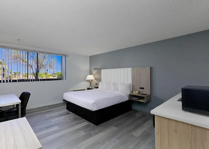 Hotel 6 Havasu Az