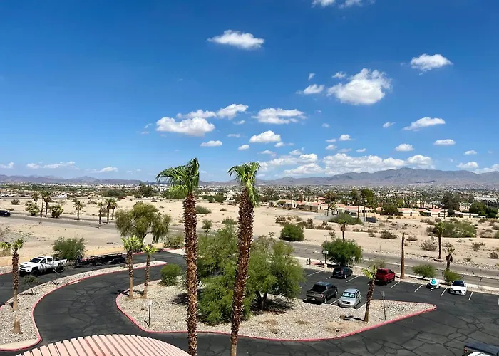 6 Havasu Az Hotel 2*