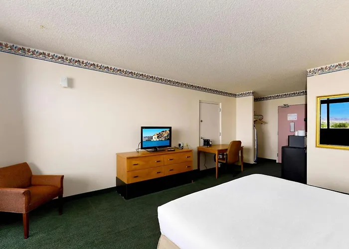 Hotel 6 Havasu Az 2*