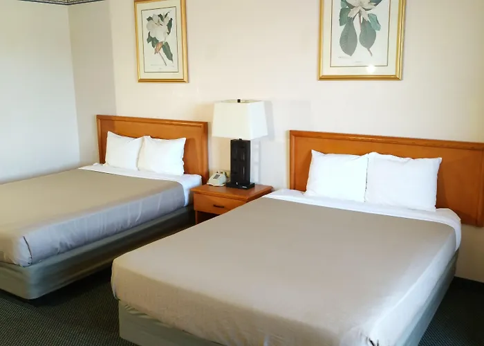 6 Havasu Az Hotel 2*