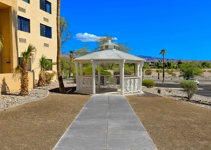 6 Havasu Az Hotel 2*